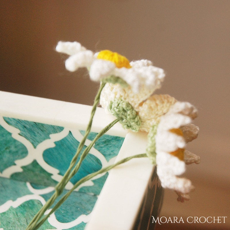 Crochet Daisy Details - Free Crochet Flower Patterns with Moara Crochet