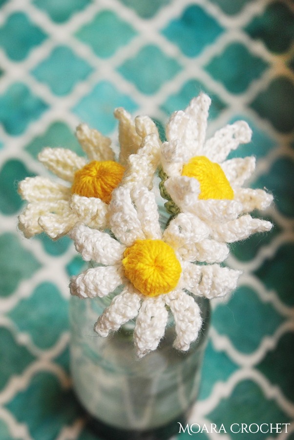 Daisy Crochet Flower Pattern with Moara Crochet