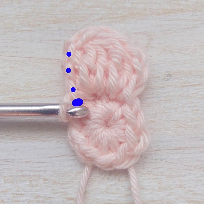 Crochet Puff Flower Row 2b - Moara Crochet