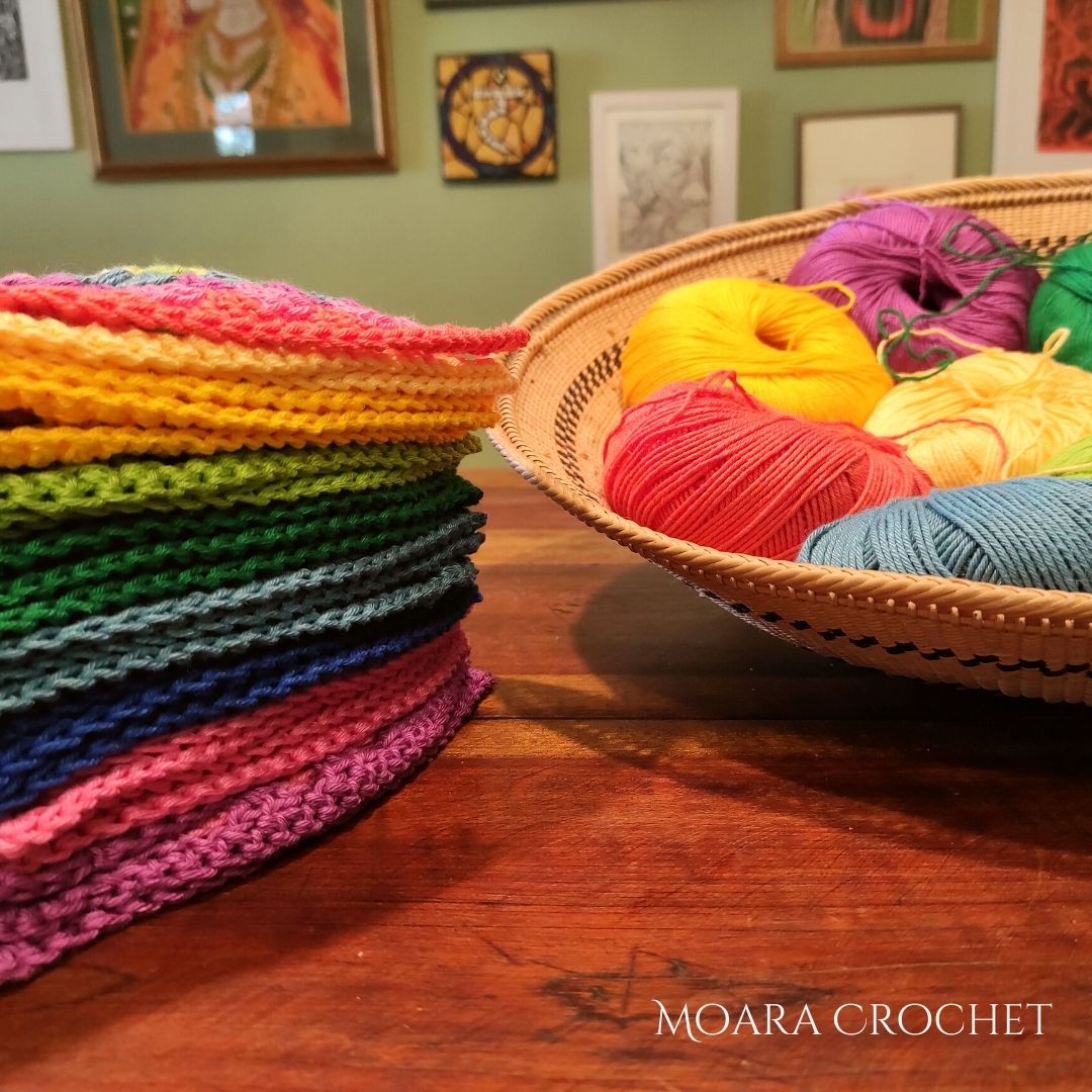 Crochet Granny Triangles with Moara Crochet