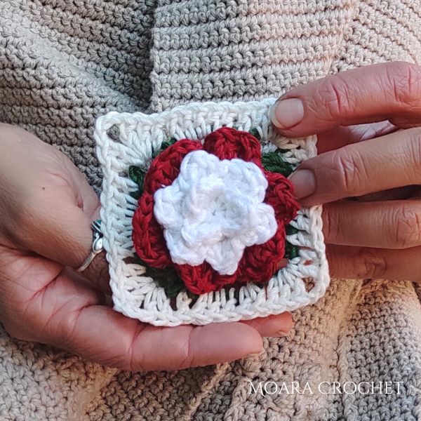 Crochet Tudor Rose free pattern - Moara Crochet