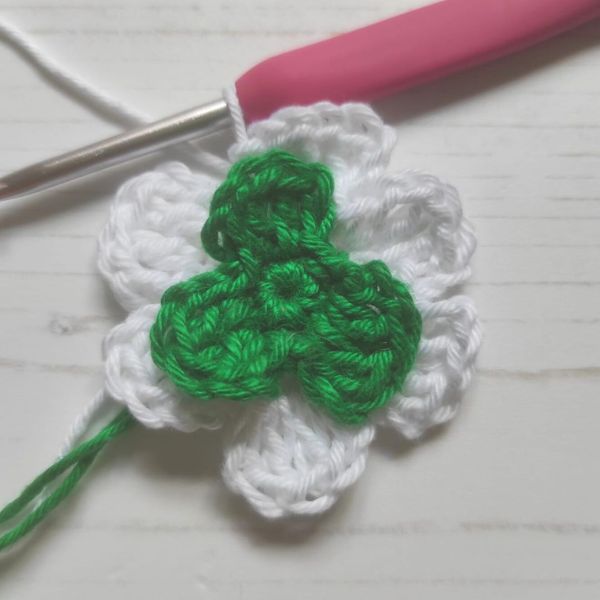 Free Crochet Clover Pattern - Moara Crochet