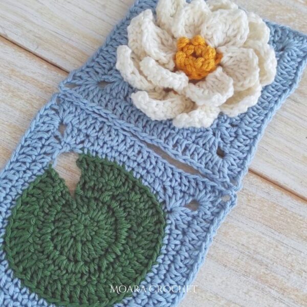 Crochet Granny Square Water Lily designed by Moara Crochet